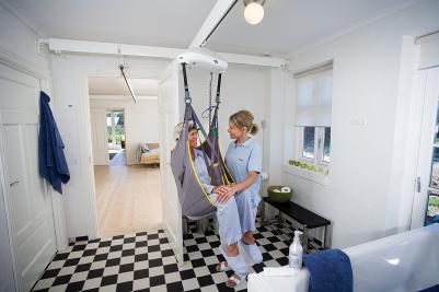 The Invacare Robin & Robin Mover & EC-Track patient lifter